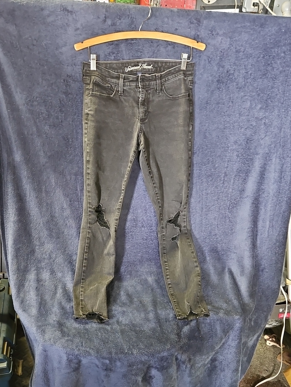 Universal Thread Women's Black Distressed Skinny Jeans